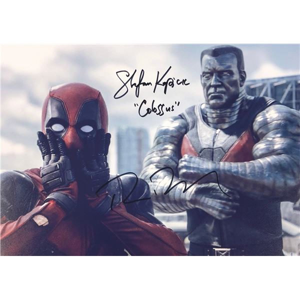 Deadpool Ryan Reynolds Signed Photo