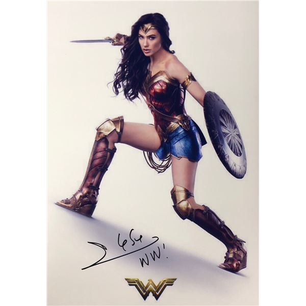 Wonder Wonman Gal Gadot Signed Photo