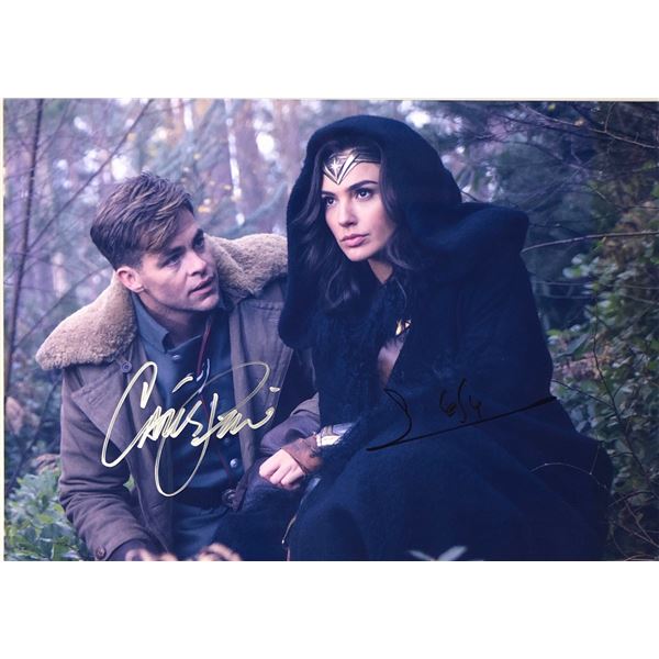 Wonder Wonman Gal Gadot Signed Photo