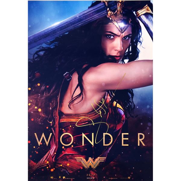 Wonder Wonman Gal Gadot Signed Photo