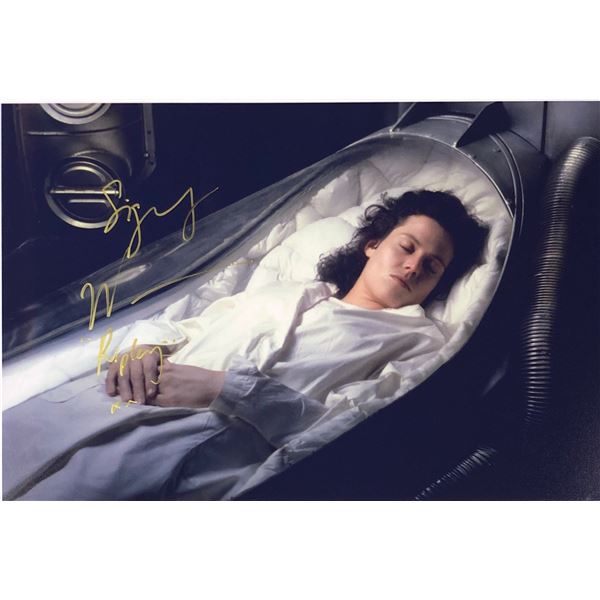 Alien Sigourney Weaver Signed Photo