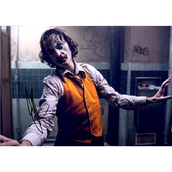 Joaquin Phoenix Autograph Signed Joker Photo