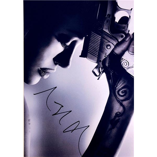 Angelina Jolie Autograph Signed Wanted Photo