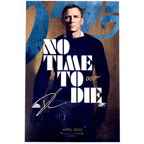 Autograph Signed James Bond Daniel Craig Photo