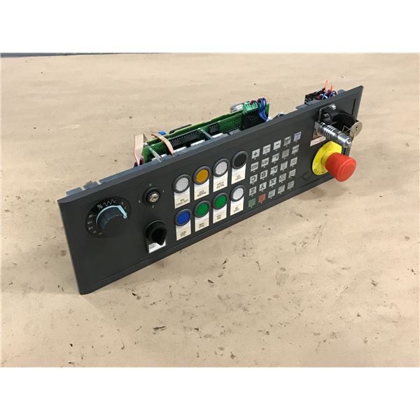 SIEMENS 6FC5303-1AF12-8BD0 CONTROL PANEL