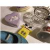 Image 2 : Lot of jewellery ring dishes, small trinkets, shoes