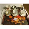 Image 1 : 6 cups & saucers - 17 X 12" tray
