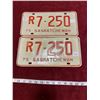 Image 1 : 1975 Restricted Pair Saskatchewan License Plates