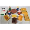 Image 3 : Vintage 1970's Fisher Price Little People play family #952 house with extra accessories