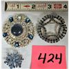 Image 1 : Lot of 3 fancy colorful rhinestone brooches