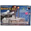 Image 1 : New 2007 Lindberg  "Robert E. Lee" 1/163 scale Mississippi steamboat 22" model kit