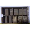 Image 6 : Wooden Divided Box with Wooden Clothespins