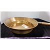 Image 2 : Big Old Brass Frypan 14" Wide at Brim