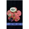 Image 1 : 7 Long Stem Lapel Or Hat Pins & 1 Petite Point Brooch