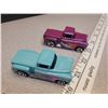 Image 3 : 1:64 scale die cast 1955 Chevy trucks (4)