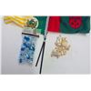 Image 2 : 3 Mini Flags & Craft Materials
