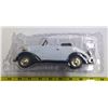Image 3 : 1937 Chevy 1:25 Scale - Lockable Coin Bank