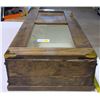 Image 5 : Hand-Crafted Bathroom Vanity - 32.5x13.5x7.5