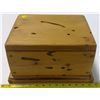 Image 1 : Hand-Crafted Wooden Box - 13x10x7