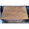 Image 2 : Hand-Crafted Pine End Table - 28x28.5x17.5