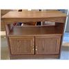 Image 2 : TV Stand - 29x16x24.5