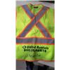 Image 5 : 4 Medium High Visibility Vests