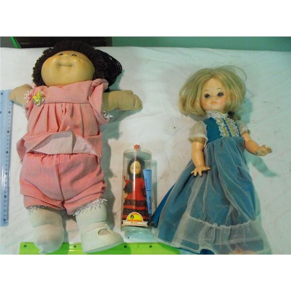 3 dolls includes 1 Cabbage Patch
