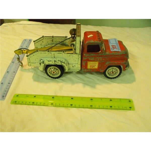 Hubley tow truck