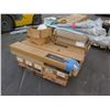Image 26 : Pallet Multiple Boxes Armstrong Prelude Tees, AXTR Transition, Angle Iron, etc