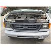 Image 21 : Ford 2004 E450 Super Duty Dually Truck w/ 14' Marathon Box Bed  167,775 Miles (Runs & Drives - See V