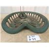 Image 2 : Cast Implement Seat - Toronto