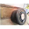 Image 2 : Hoosier Tire Clock & Creeper