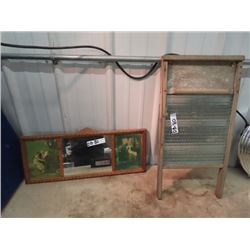 Washboard & Tri Mirror w Picture