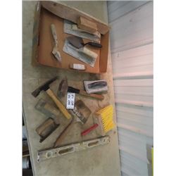 Masonary Tools, Levels, Trowels, Sander, Chipper, & Scrapers