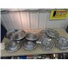 Image 1 : 2 Sets of Hubcaps 1) 5 Matching Chrysler & 4 Matching