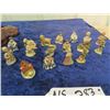 Image 3 : 17 Wade Tea Figurines, Carltonware Candy Dish, &  Tribal  Wall Art