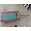 Image 2 : Primitive Sleigh