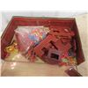 Image 2 : Marx Toy Carry All Fort Apache Play Set