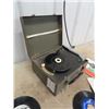 Image 2 : Call of the Wild Record Player, Made By Wrightman Electric w Game (Animal) Records