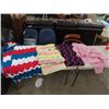 Image 1 : 4 Blankets 1) Picnic  & 3) Afghans