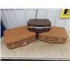 Image 2 : 3 Suitcases