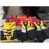 Image 1 : 6 Life Jackets - Adults size Small - XLarge