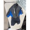 Image 4 : 6 Childrens Life Jackets & Large Wet Suit