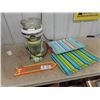 Image 1 : Margarettaville Machine & Sign & Trays Master Chef Ice Maker