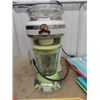 Image 2 : Margarettaville Machine & Sign & Trays Master Chef Ice Maker