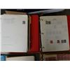 Image 2 : 4 BINDERS OF COLLECTABLE STAMPS - CANADA, UNITED STATES, NEW ZEALAND AND ST VINCENT