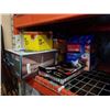 Image 1 : Easy wring mop, footbath and box of store returned electronics