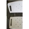 Image 4 : 2 BATH ASSIST CHAIRS