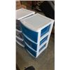 Image 2 : 2 organizers 3 drawer with contents