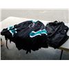 Image 1 : Four New Jersey and three vests